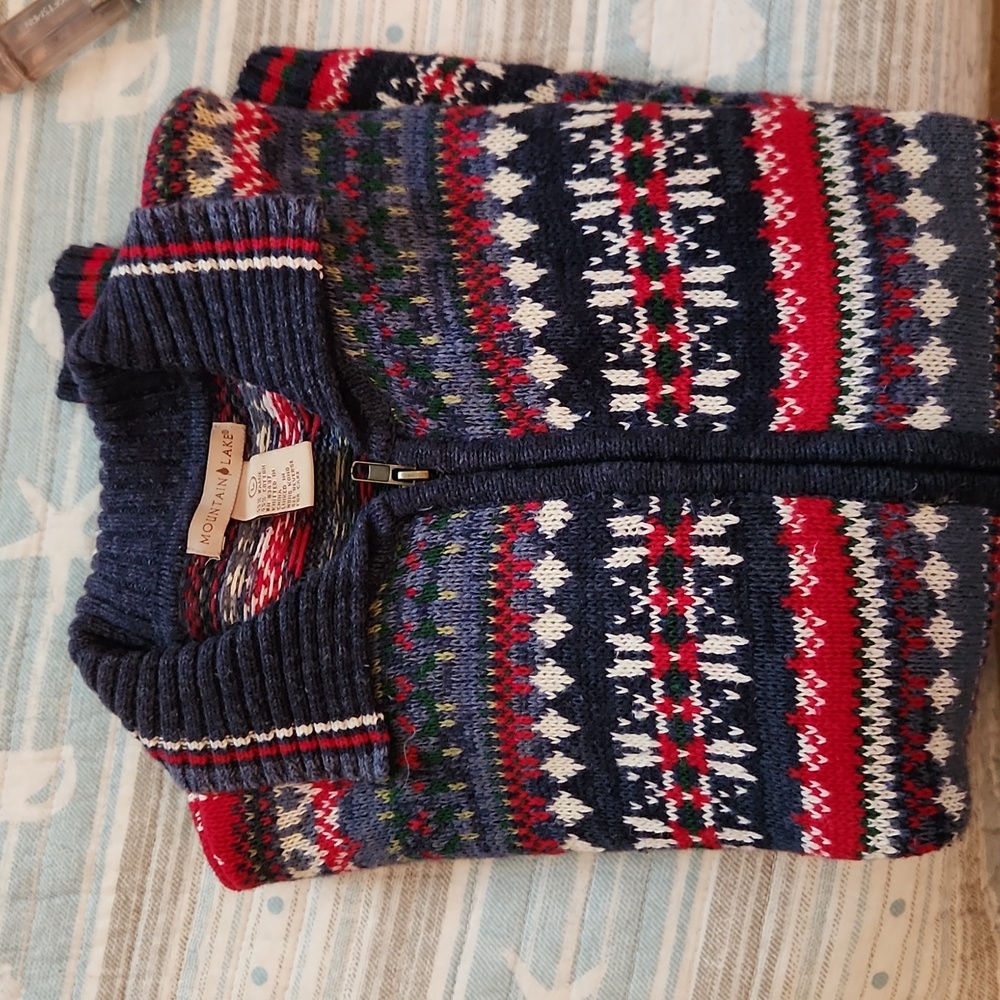 Mountain Lake full zip sweater Women's Large